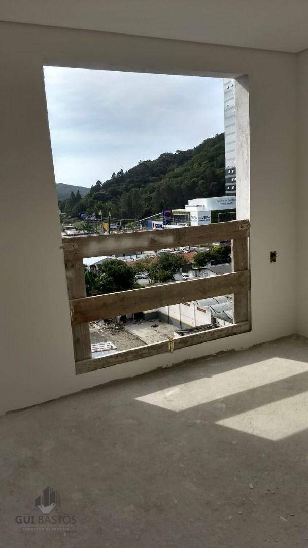 Apartamento à venda com 2 quartos, 63m² - Foto 18