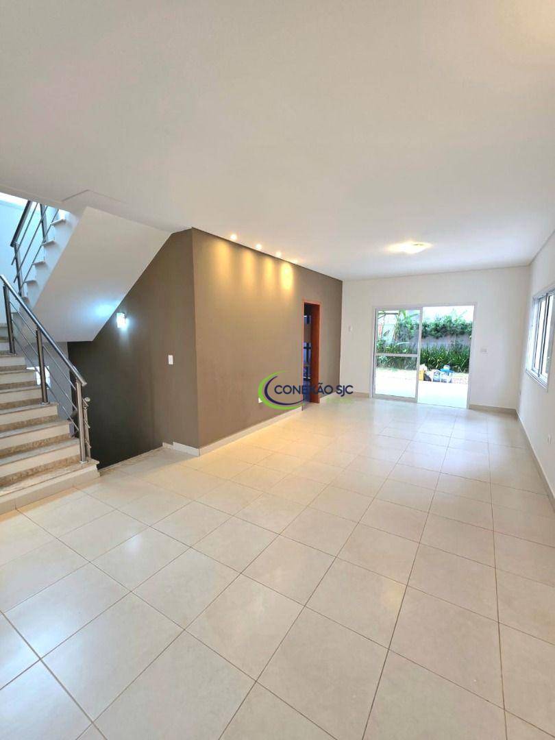 Sobrado para alugar com 4 quartos, 320m² - Foto 1