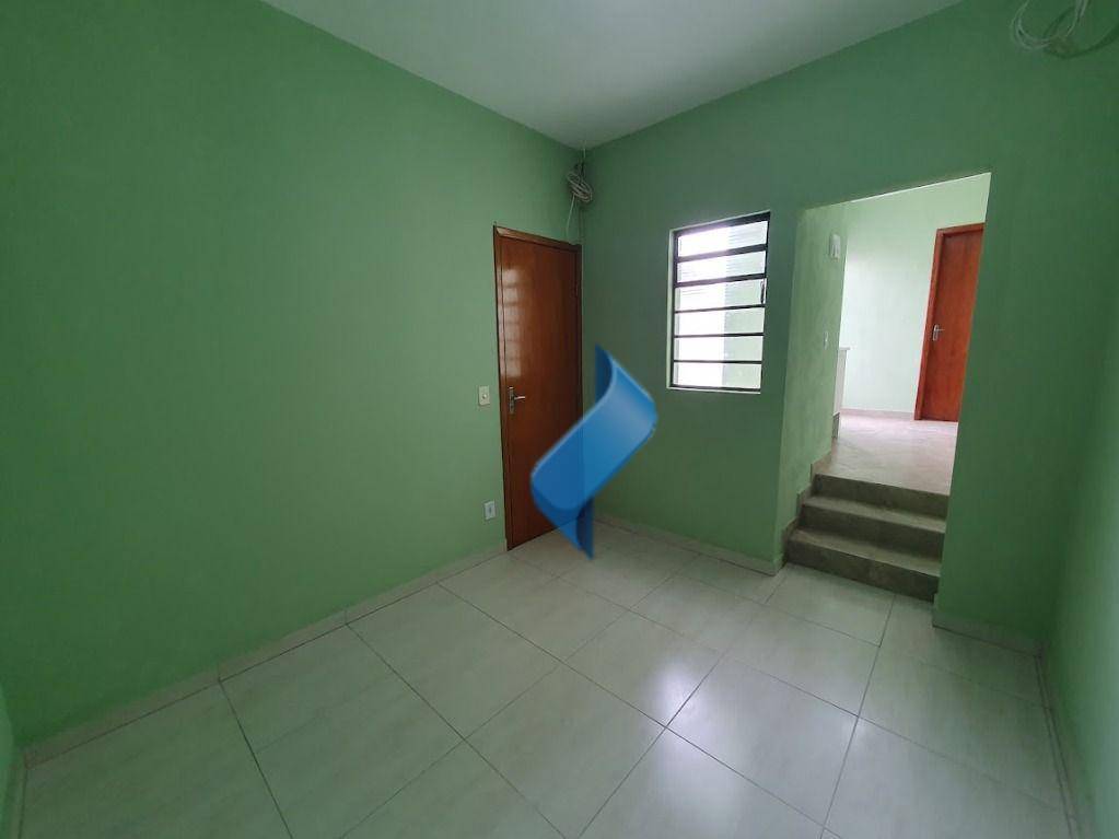 Casa para alugar com 2 quartos, 103m² - Foto 20