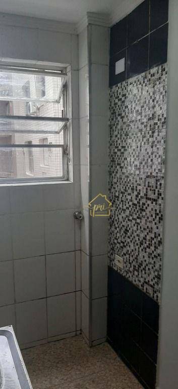 Apartamento à venda com 1 quarto, 43m² - Foto 17