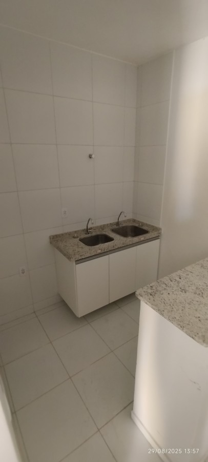 Apartamento para alugar com 1 quarto, 55m² - Foto 13