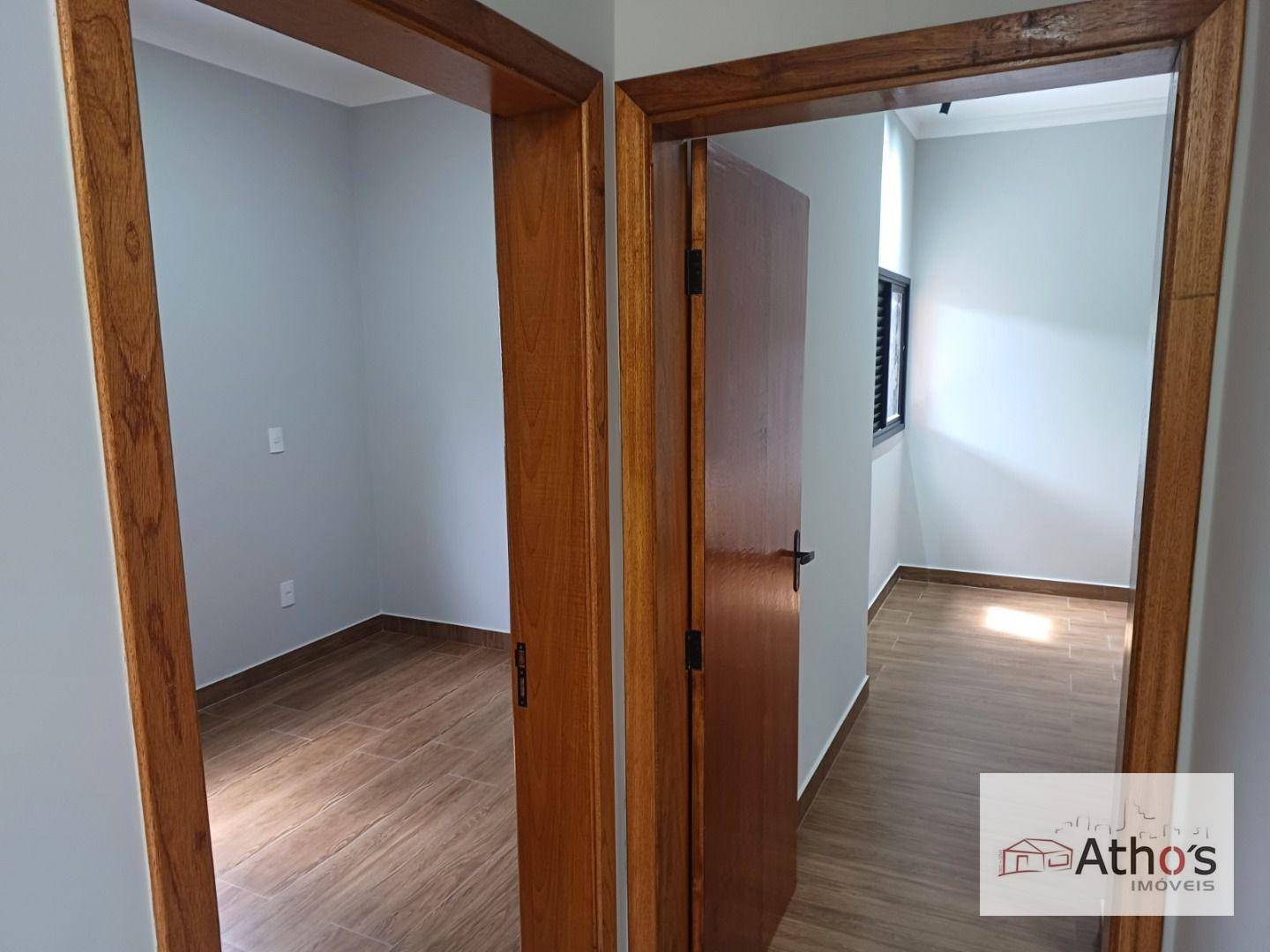 Casa à venda com 3 quartos, 97m² - Foto 4