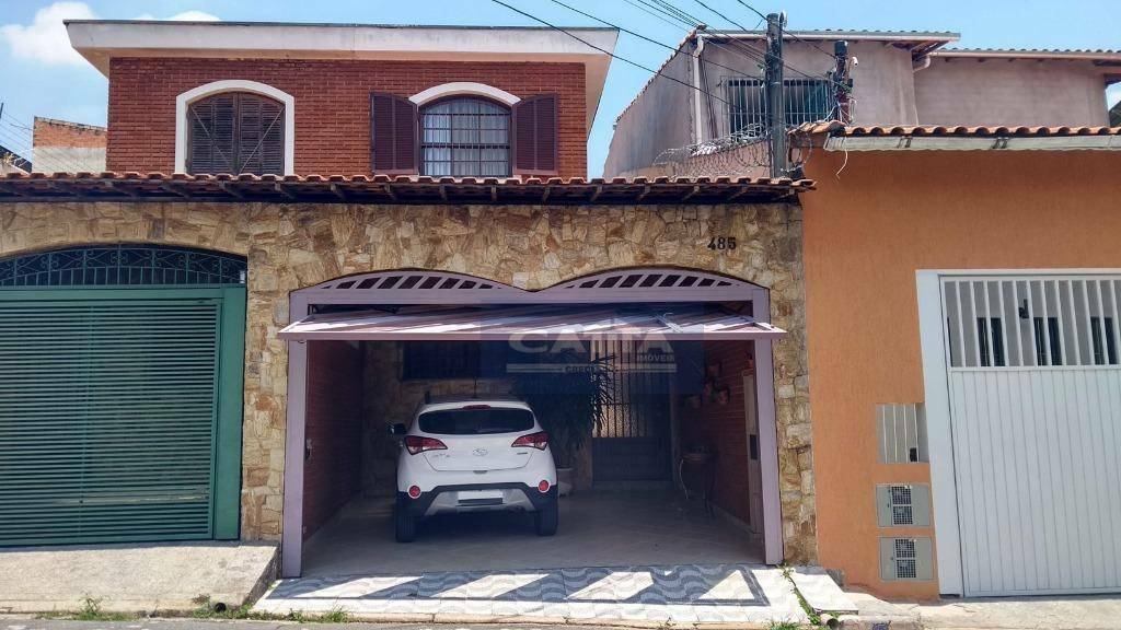 Sobrado à venda com 3 quartos, 132m² - Foto 1