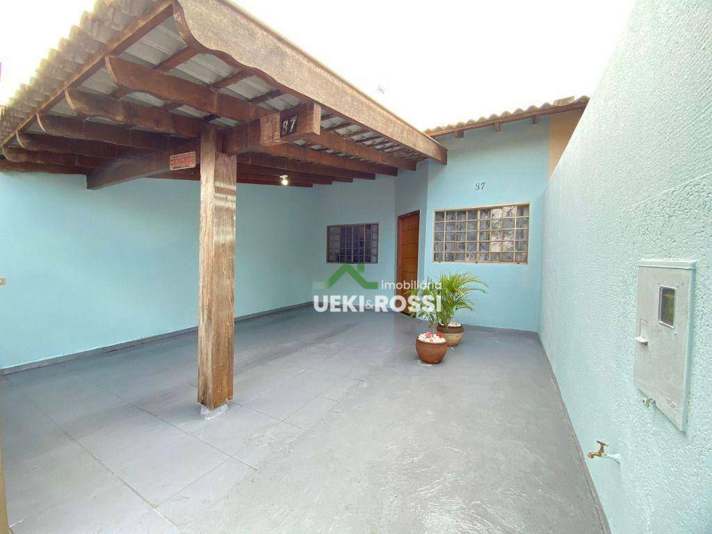 Casa à venda com 2 quartos, 81m² - Foto 4