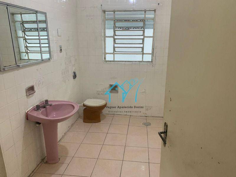 Sobrado à venda e aluguel com 6 quartos, 250M2 - Foto 21