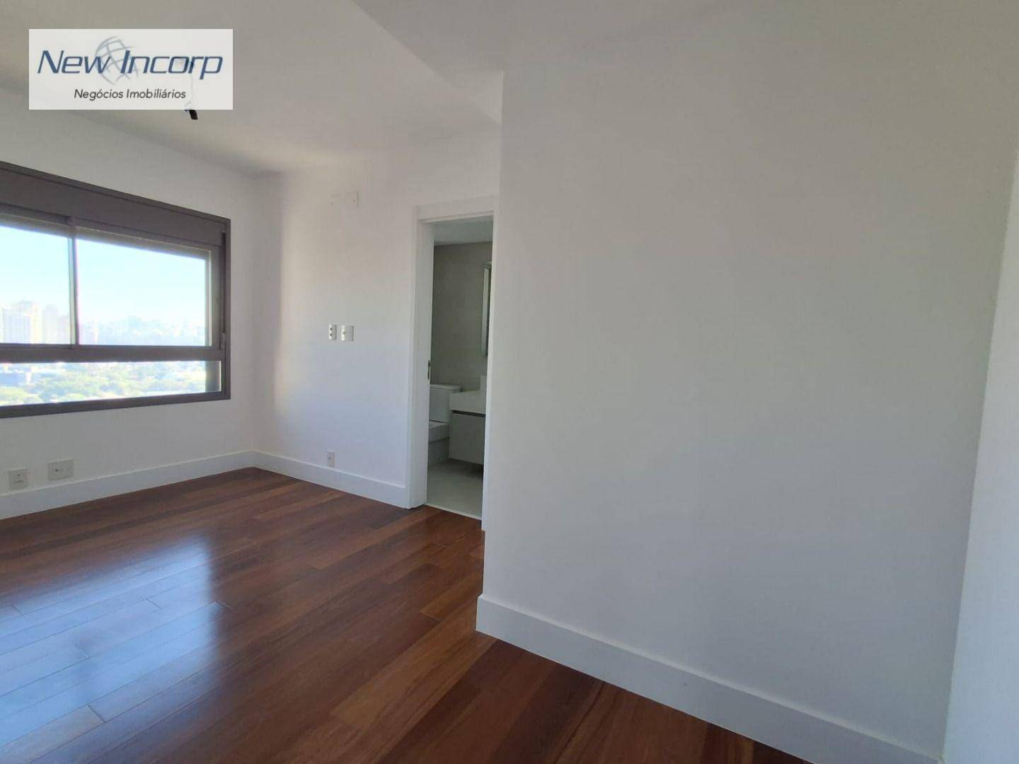 Apartamento à venda com 3 quartos, 161m² - Foto 17