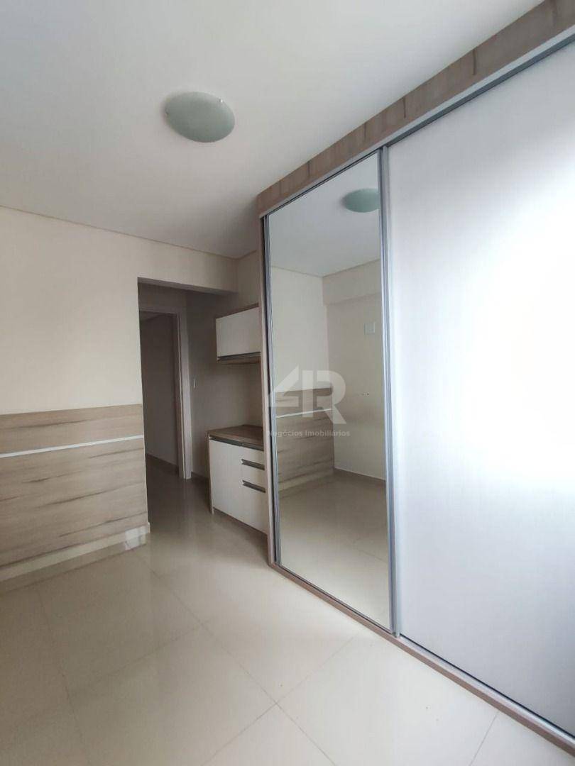 Apartamento à venda com 3 quartos, 85m² - Foto 12