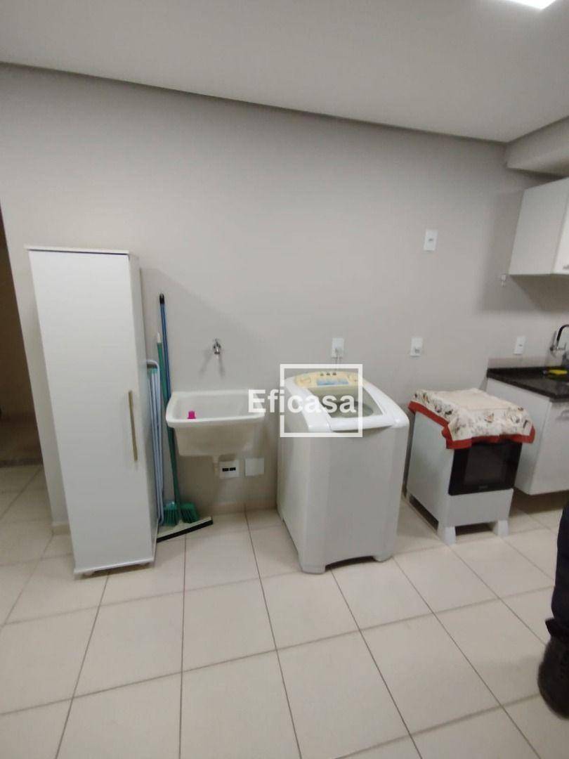 Apartamento para alugar com 2 quartos, 55m² - Foto 6