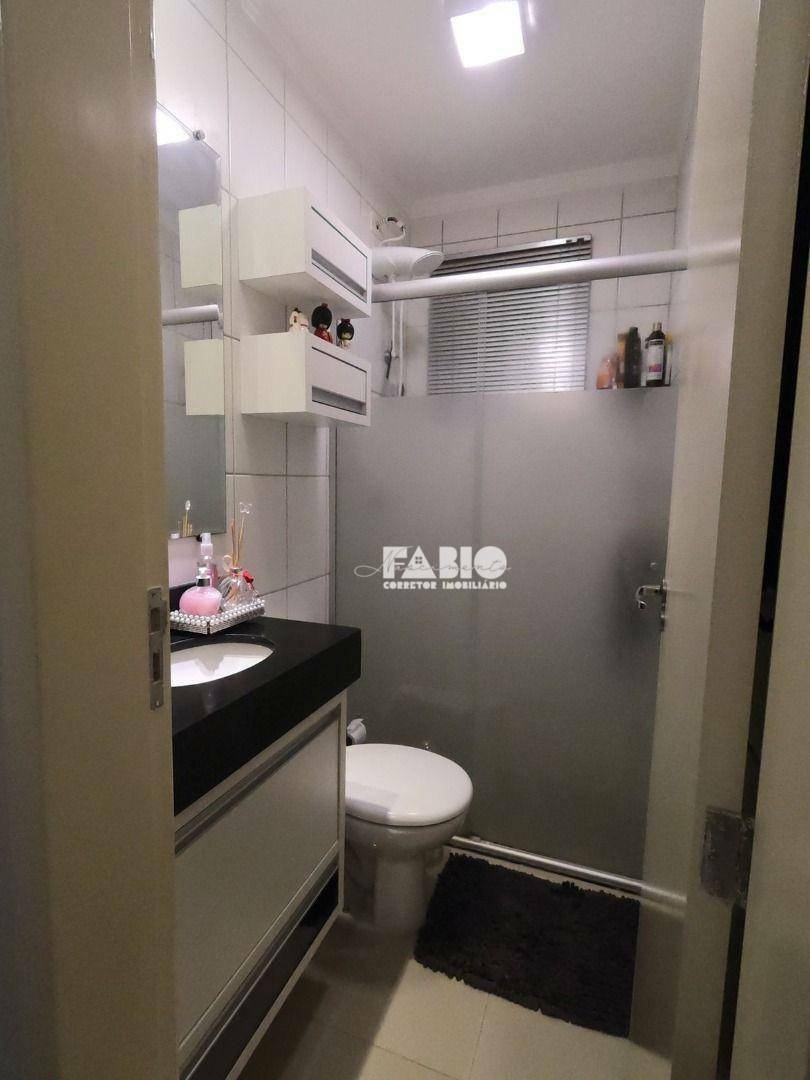 Apartamento à venda com 2 quartos, 44m² - Foto 15