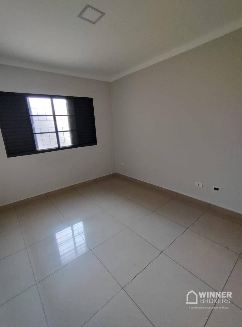 Casa à venda com 3 quartos, 147m² - Foto 4