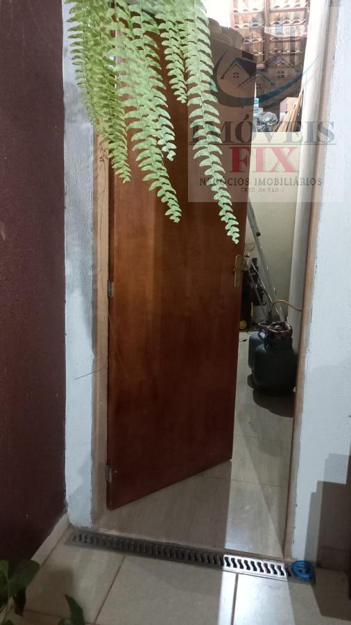 Casa à venda com 3 quartos, 196m² - Foto 17