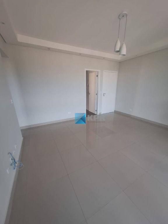 Apartamento para alugar com 2 quartos, 75m² - Foto 4