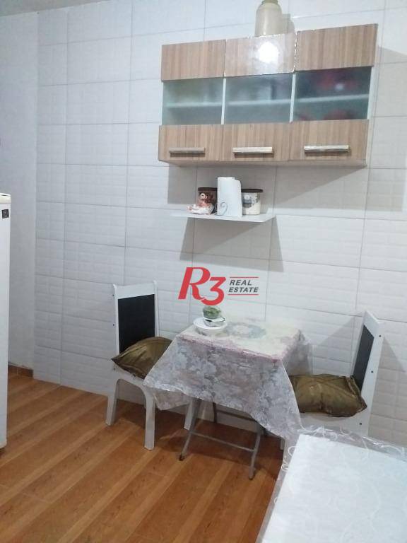 Casa à venda com 2 quartos, 64m² - Foto 11