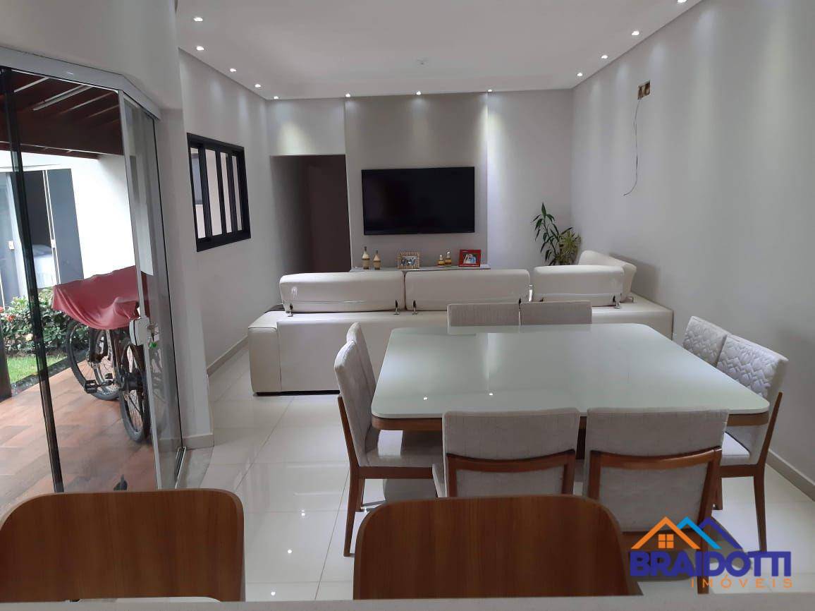 Casa à venda com 3 quartos, 225m² - Foto 14