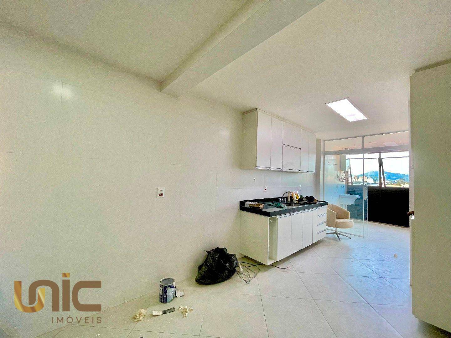 Apartamento à venda com 3 quartos, 138m² - Foto 18