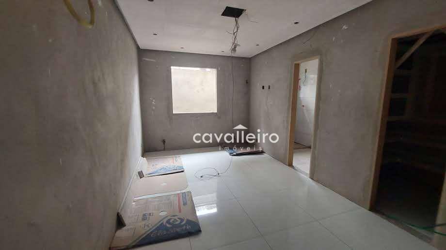 Casa à venda com 3 quartos, 300m² - Foto 18