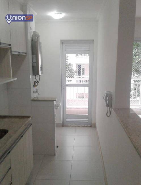 Apartamento à venda com 2 quartos, 64m² - Foto 7