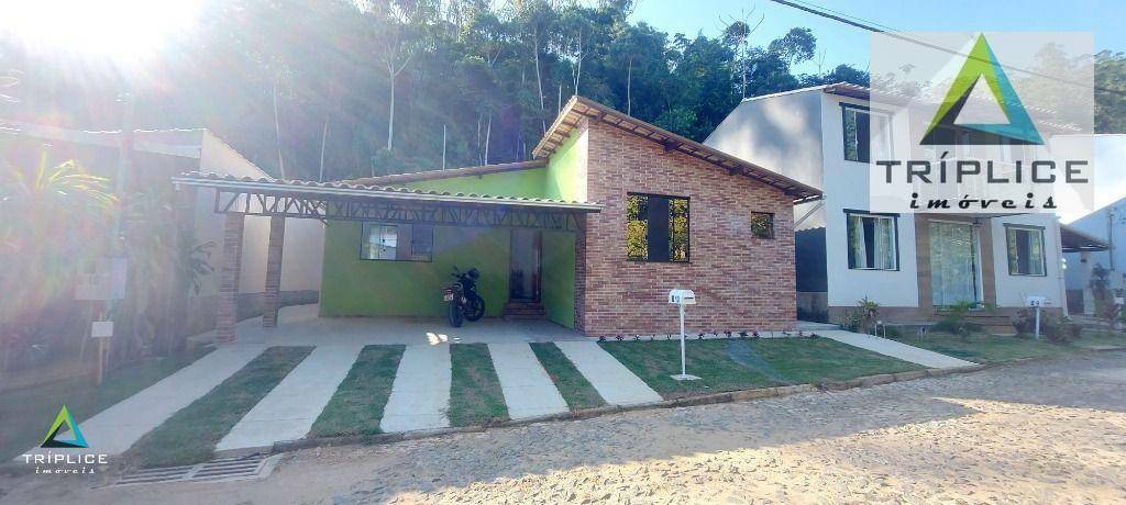 Casa de Condomínio à venda com 4 quartos, 220m² - Foto 3