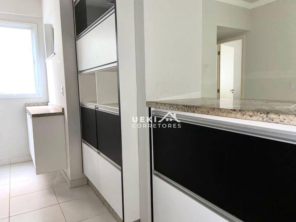 Apartamento para alugar com 3 quartos, 76m² - Foto 2