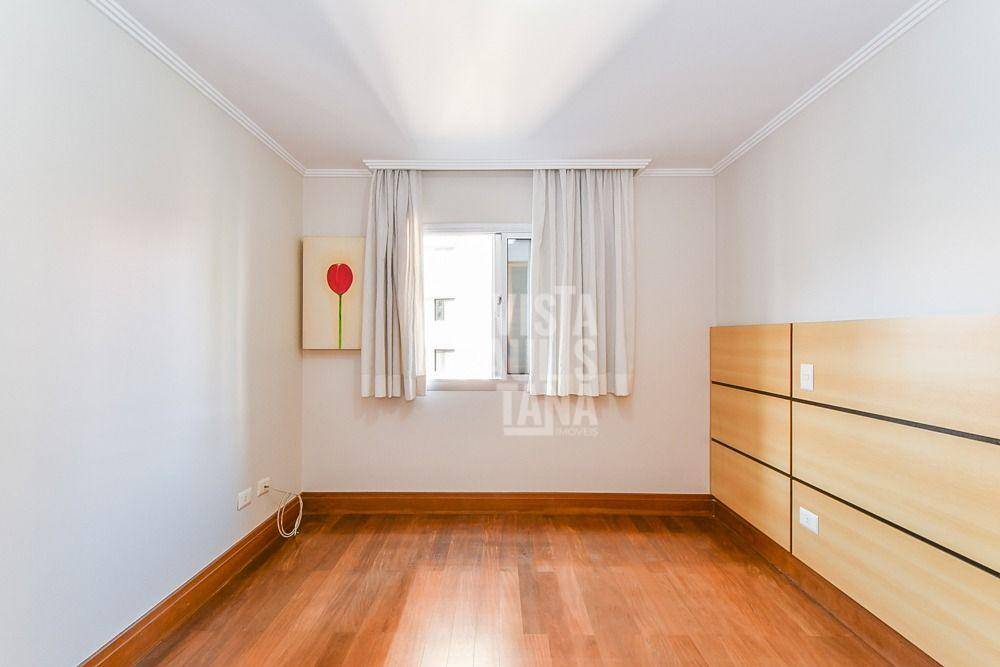 Apartamento à venda com 3 quartos, 214m² - Foto 8