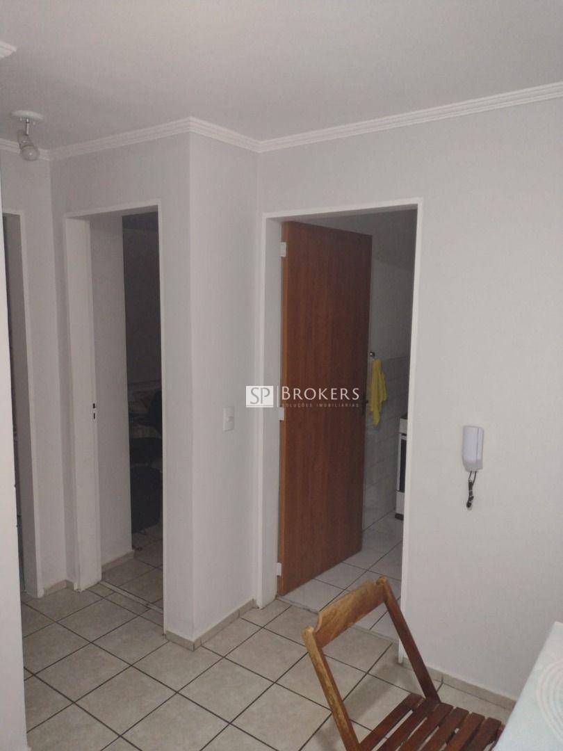 Apartamento à venda com 2 quartos, 46m² - Foto 2