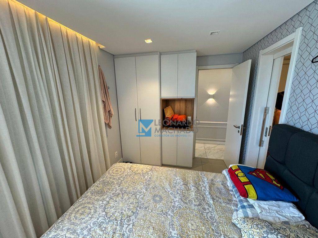 Apartamento à venda com 4 quartos, 172m² - Foto 12