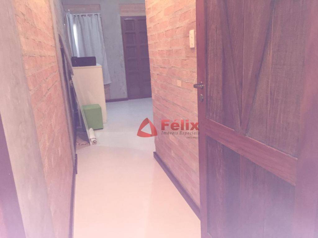Sobrado à venda com 3 quartos, 340m² - Foto 14