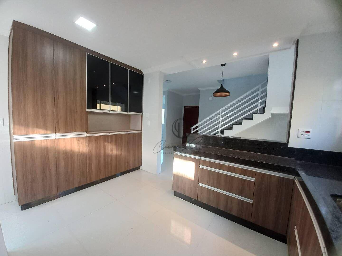 Casa de Condomínio à venda com 3 quartos, 181m² - Foto 11