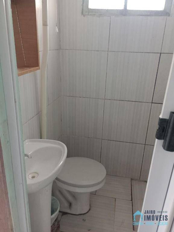 Casa à venda com 2 quartos, 40m² - Foto 5