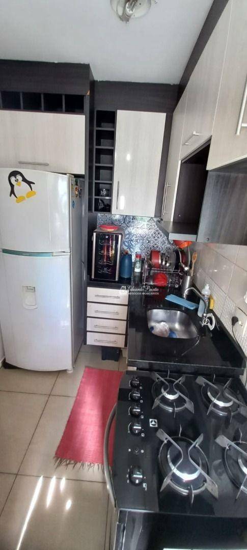 Apartamento à venda com 2 quartos, 50m² - Foto 11