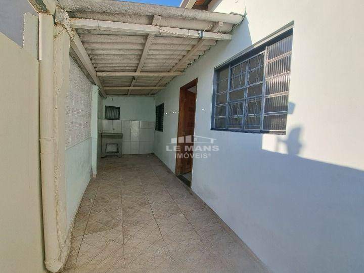 Casa à venda com 4 quartos, 144m² - Foto 10