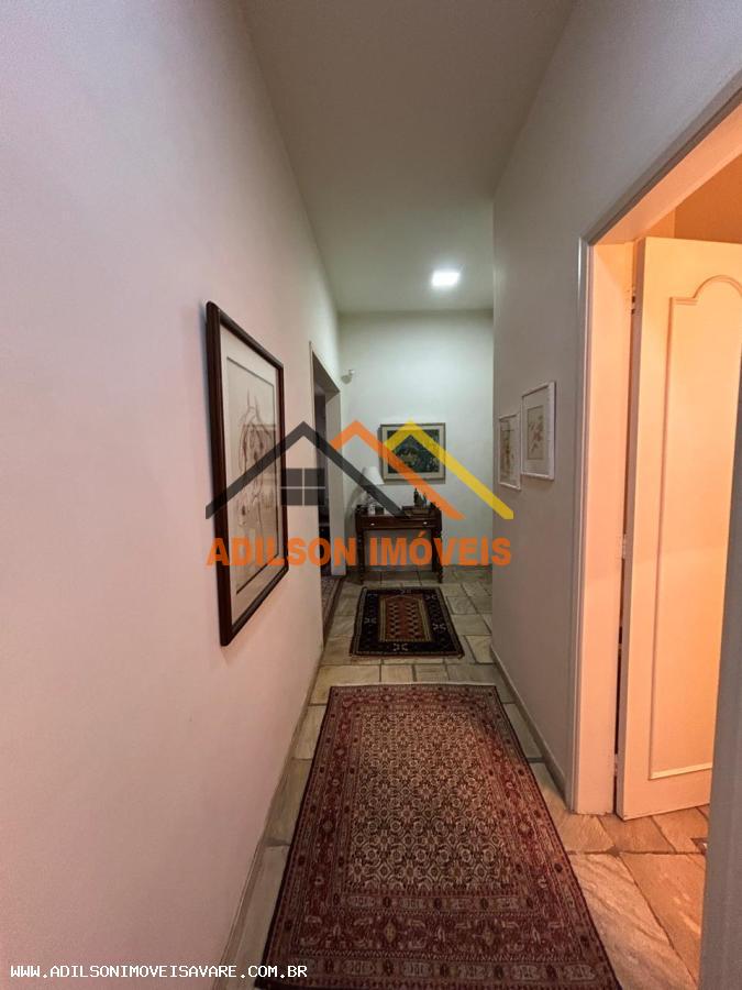 Casa à venda com 3 quartos, 345m² - Foto 11