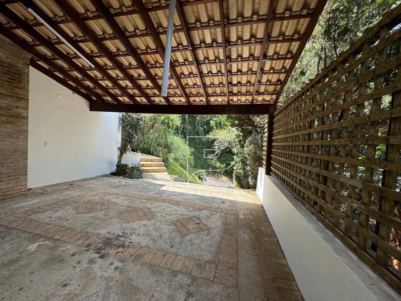 Casa de Condomínio à venda e aluguel com 4 quartos, 300m² - Foto 24