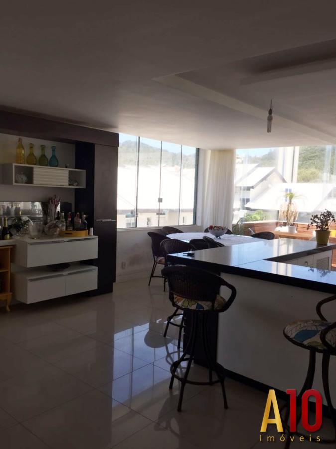 Cobertura à venda com 4 quartos, 236m² - Foto 4