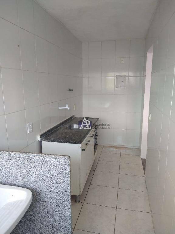 Apartamento à venda com 2 quartos, 60m² - Foto 12