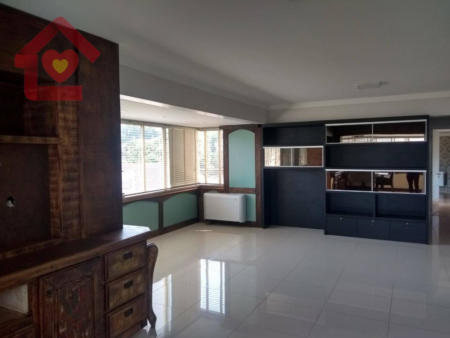 Apartamento à venda com 3 quartos, 165m² - Foto 10