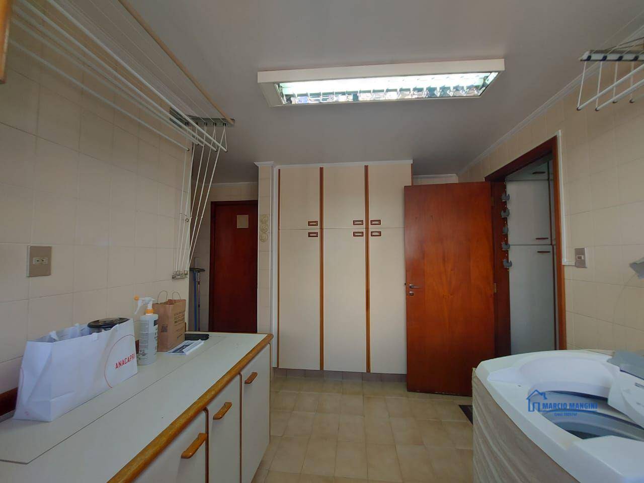 Apartamento à venda com 4 quartos, 240m² - Foto 40