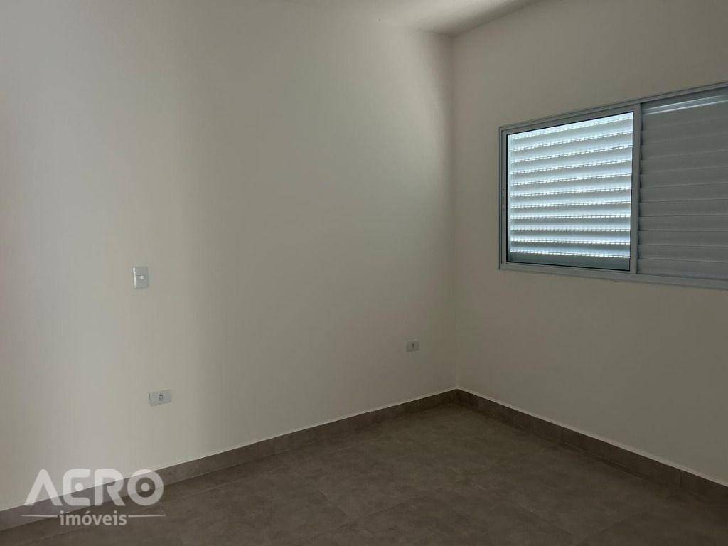Casa à venda com 2 quartos, 90m² - Foto 16
