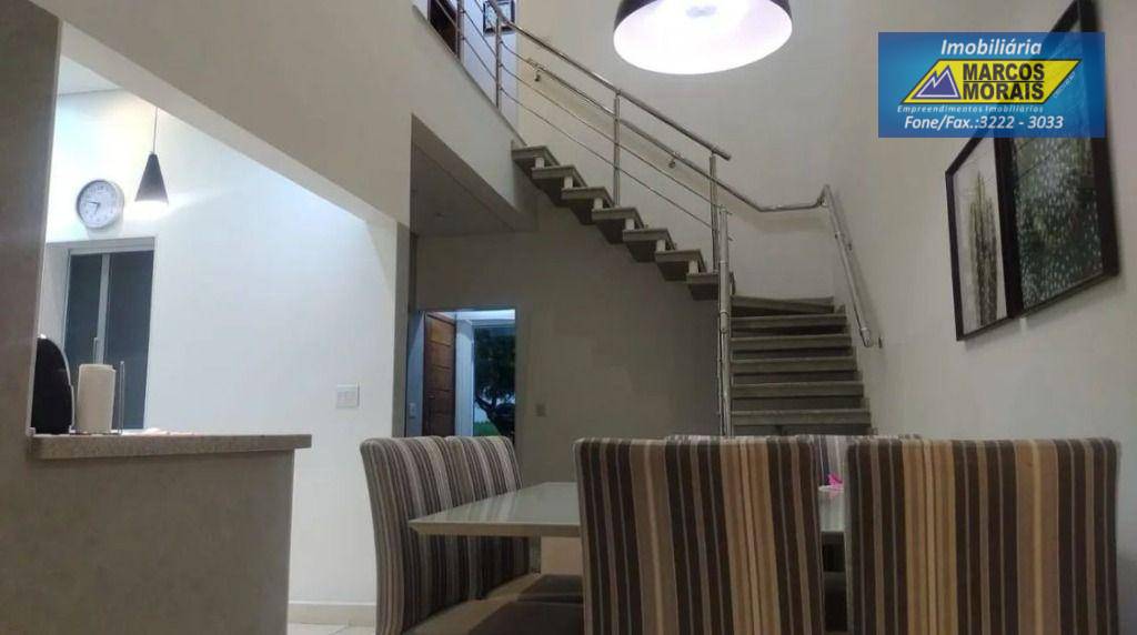 Casa de Condomínio à venda com 4 quartos, 174m² - Foto 4