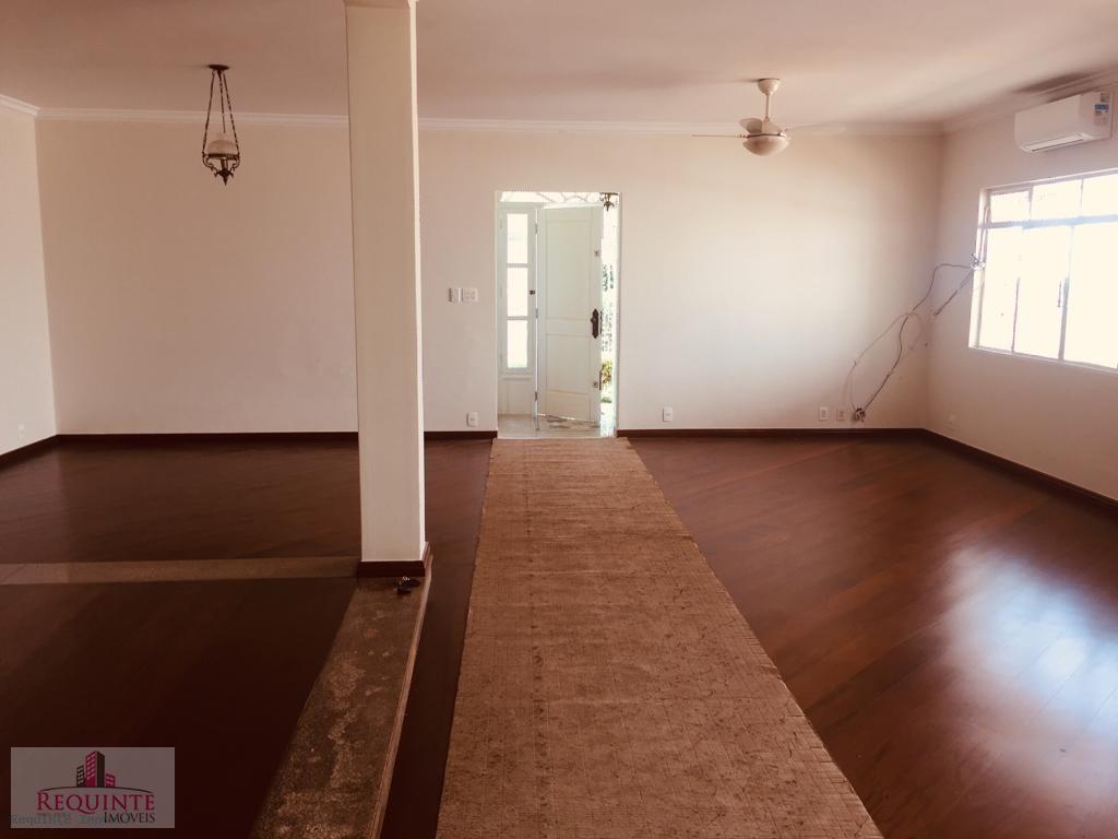 Casa para alugar com 3 quartos, 350m² - Foto 12