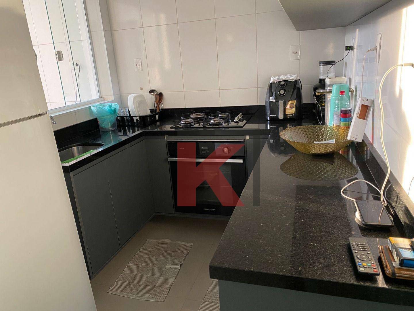 Apartamento à venda com 2 quartos, 75m² - Foto 7