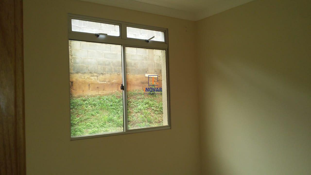 Apartamento à venda com 2 quartos, 45m² - Foto 2