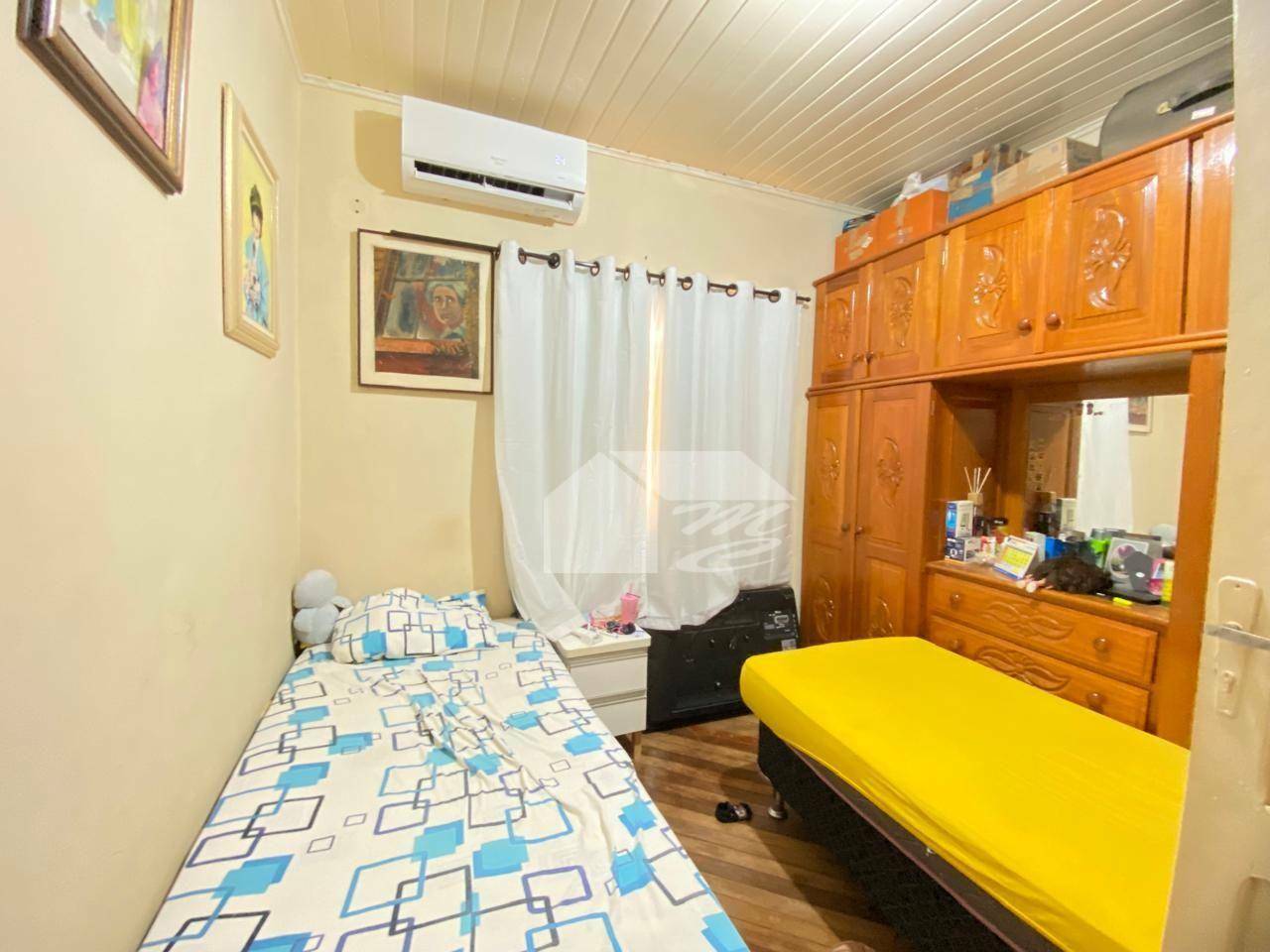 Casa à venda com 3 quartos, 200m² - Foto 9