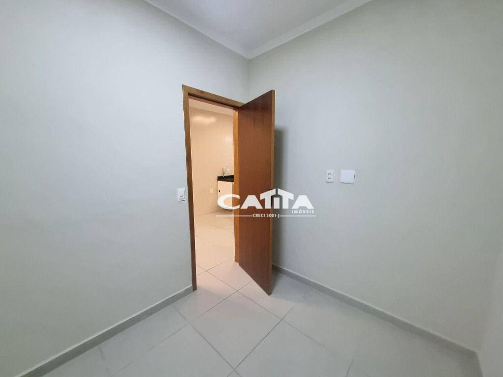 Apartamento para alugar com 2 quartos, 38m² - Foto 12