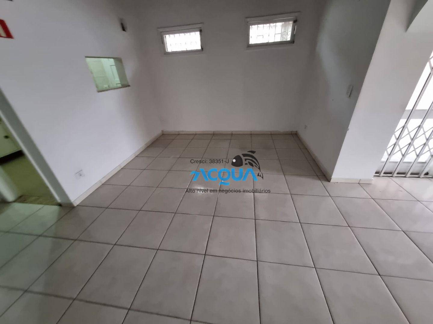 Casa de Condomínio à venda e aluguel com 2 quartos, 158m² - Foto 4