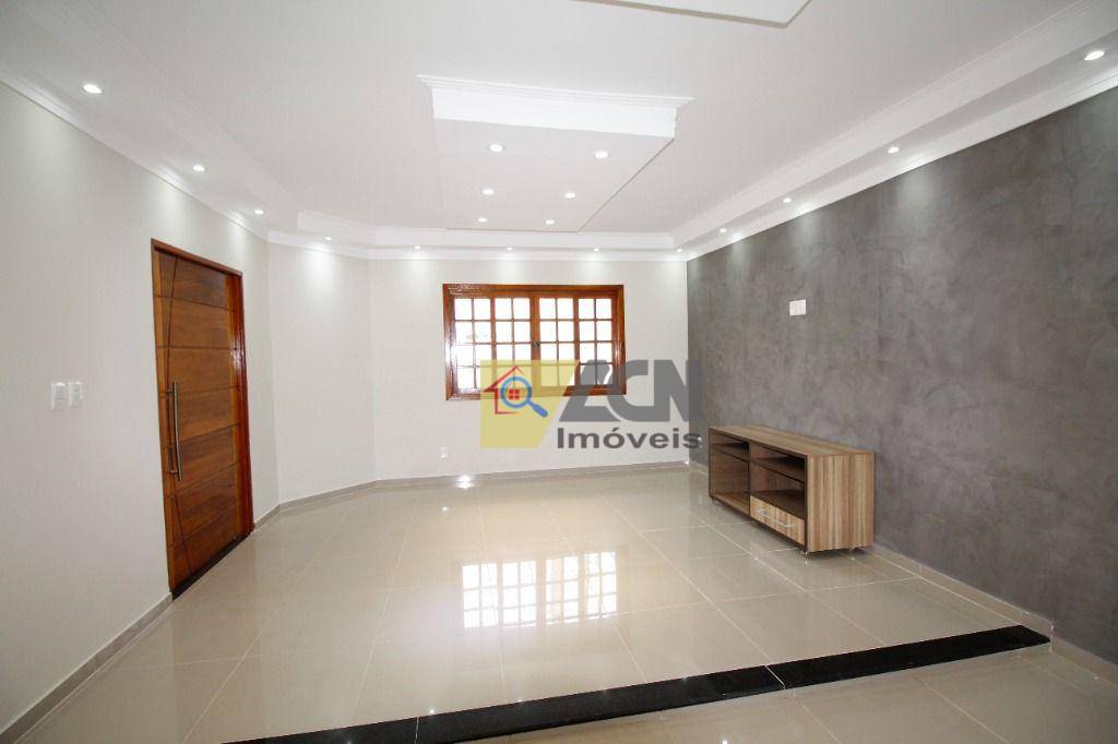 Casa à venda com 3 quartos, 180m² - Foto 7