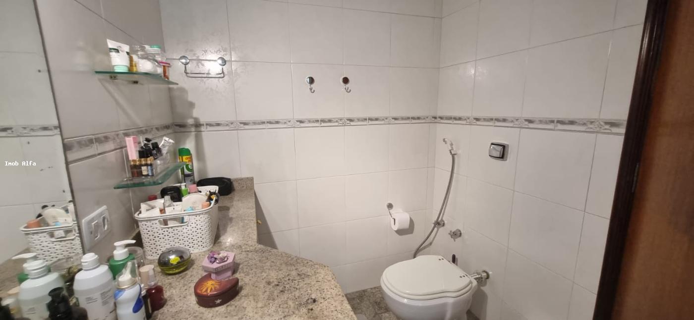 Casa de Condomínio à venda com 4 quartos, 546m² - Foto 26