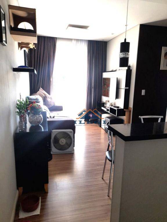 Apartamento à venda com 2 quartos, 46m² - Foto 2