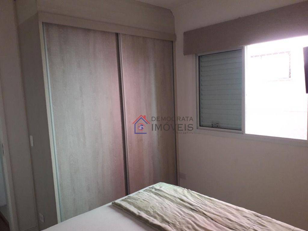 Sobrado à venda com 3 quartos, 200m² - Foto 11