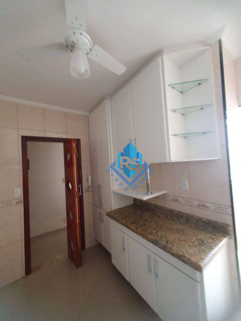 Apartamento à venda com 3 quartos, 65m² - Foto 2